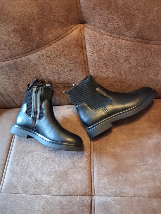 No Boundaries Women's Black Chelsea Ankle Boots Size 11 - Picture 6 of 6